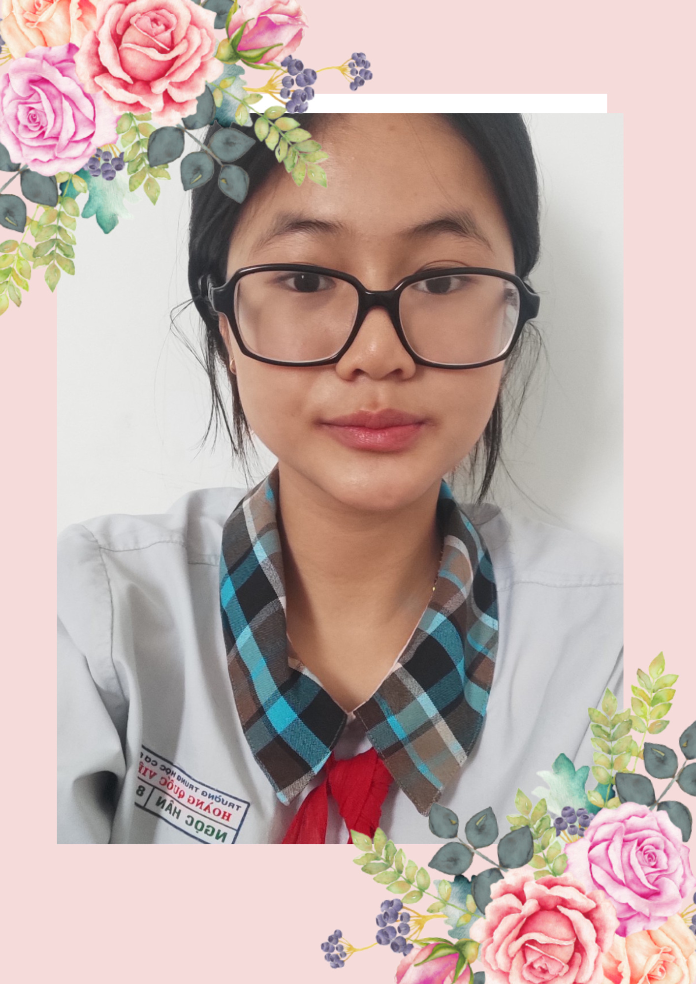 Pink Watercolor Minimalistic Rose Flowers Gold Frame Page Border